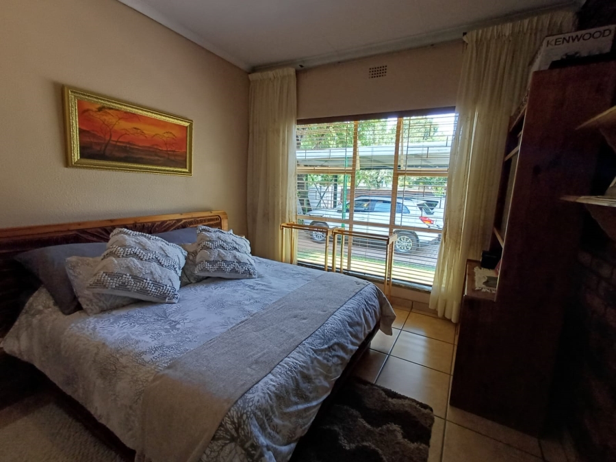 3 Bedroom Property for Sale in Flora Gardens Gauteng