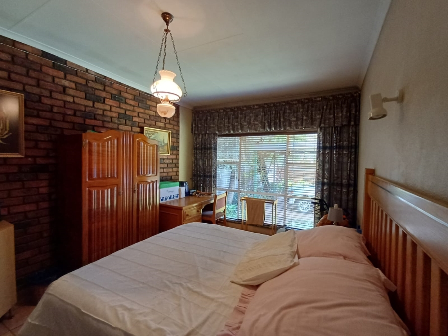 3 Bedroom Property for Sale in Flora Gardens Gauteng