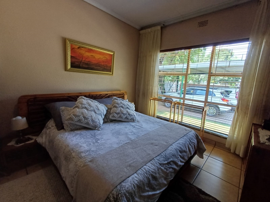 3 Bedroom Property for Sale in Flora Gardens Gauteng