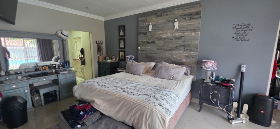 5 Bedroom Property for Sale in Vanderbijlpark SW 5 Gauteng