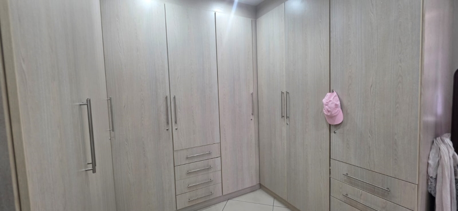 5 Bedroom Property for Sale in Vanderbijlpark SW 5 Gauteng