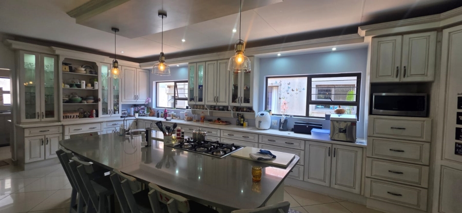 5 Bedroom Property for Sale in Vanderbijlpark SW 5 Gauteng