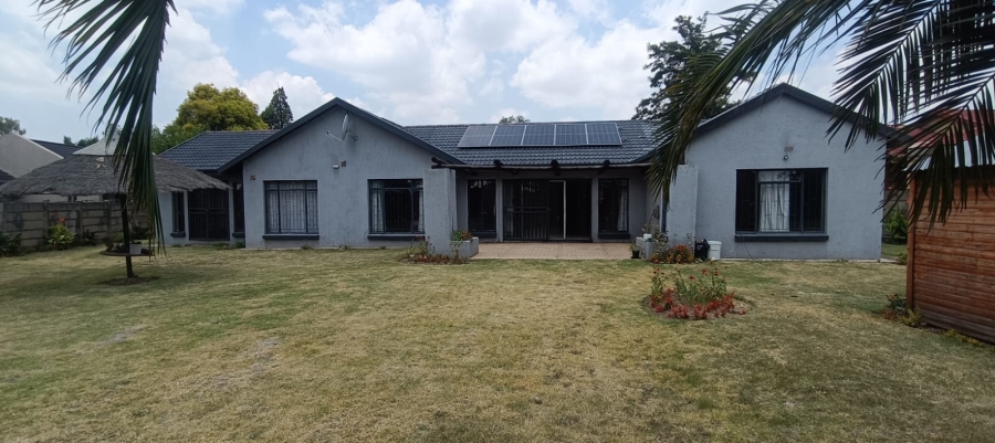 9 Bedroom Property for Sale in Bedworth Park Gauteng