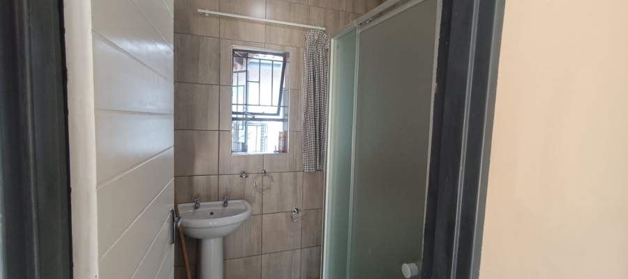 9 Bedroom Property for Sale in Bedworth Park Gauteng