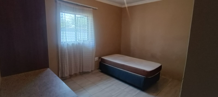 9 Bedroom Property for Sale in Bedworth Park Gauteng
