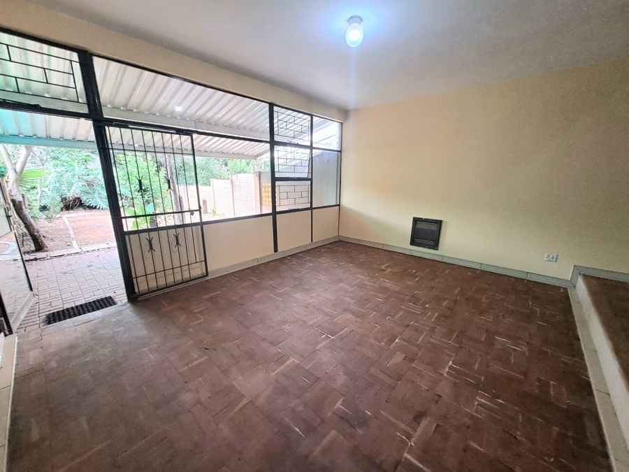 2 Bedroom Property for Sale in Three Rivers Gauteng