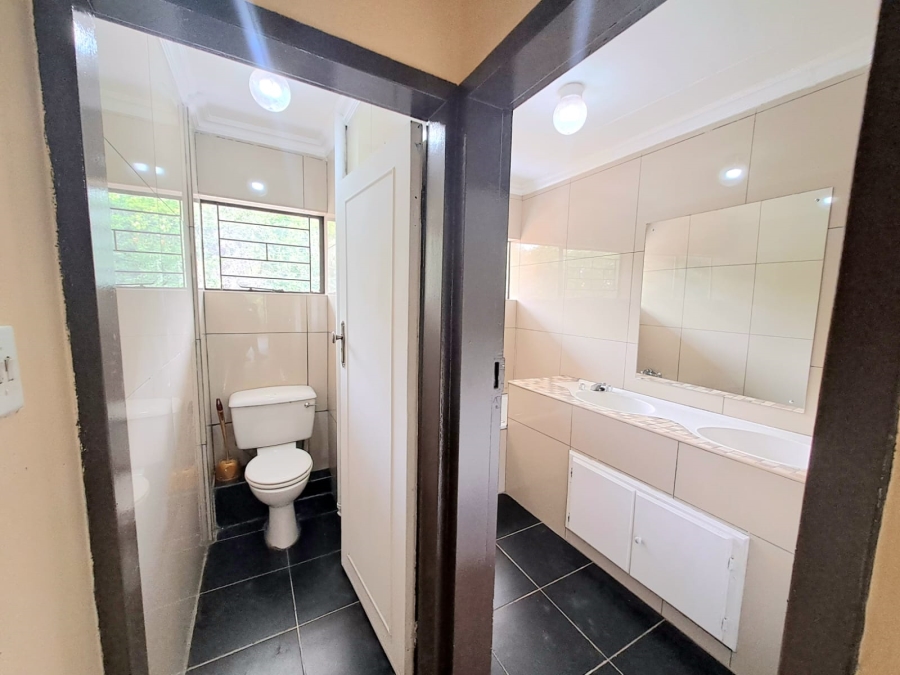 2 Bedroom Property for Sale in Three Rivers Gauteng