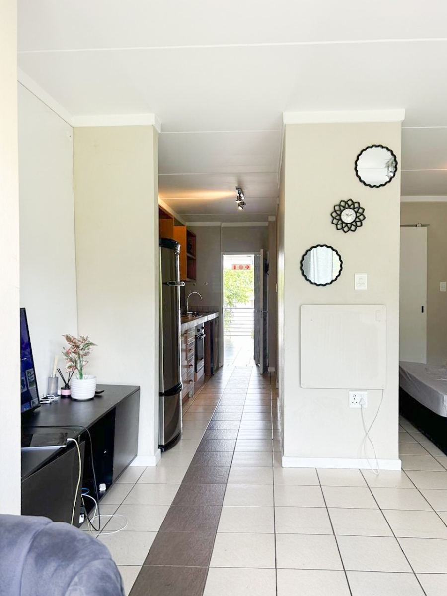 1 Bedroom Property for Sale in Dainfern Gauteng