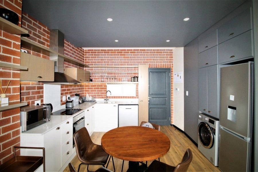 2 Bedroom Property for Sale in Rosebank Gauteng