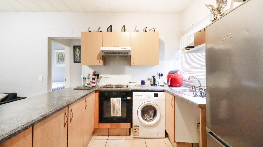 To Let 1 Bedroom Property for Rent in Douglasdale Gauteng