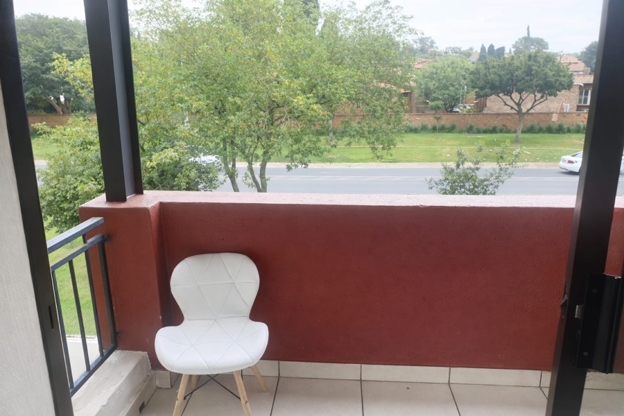 2 Bedroom Property for Sale in Noordwyk Gauteng