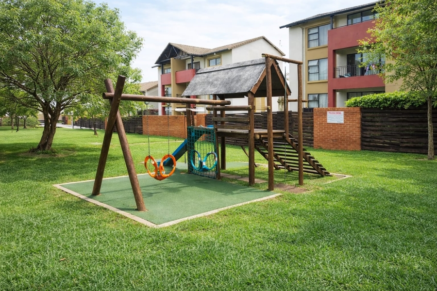 2 Bedroom Property for Sale in Noordwyk Gauteng