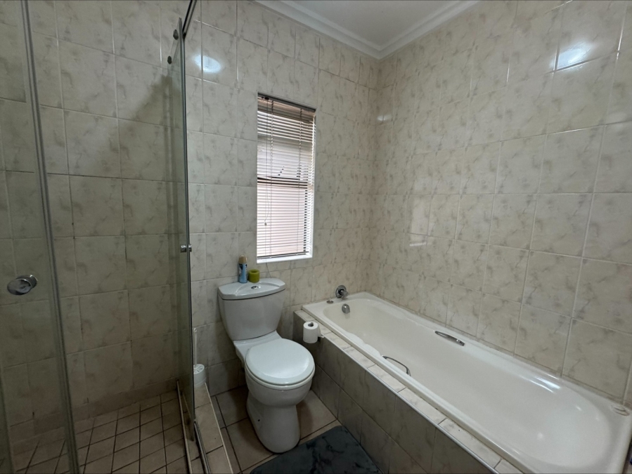 To Let 1 Bedroom Property for Rent in Zwartkop Golf Estate Gauteng