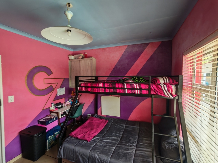 4 Bedroom Property for Sale in Brackendowns Gauteng