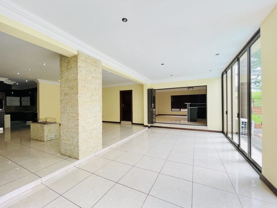 To Let 4 Bedroom Property for Rent in Blue Valley Golf Estate Gauteng
