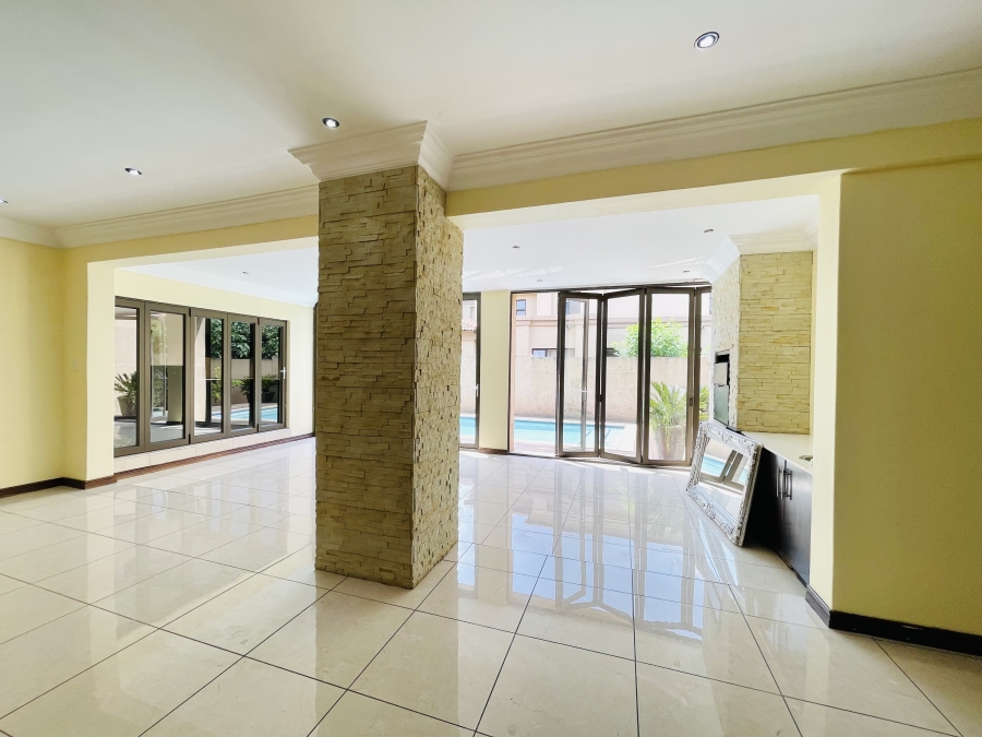 To Let 4 Bedroom Property for Rent in Blue Valley Golf Estate Gauteng