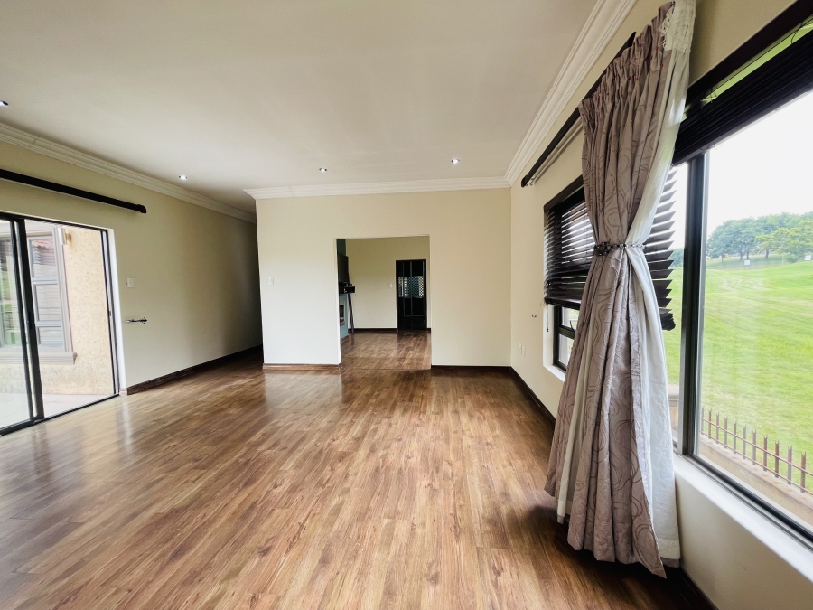 To Let 4 Bedroom Property for Rent in Blue Valley Golf Estate Gauteng