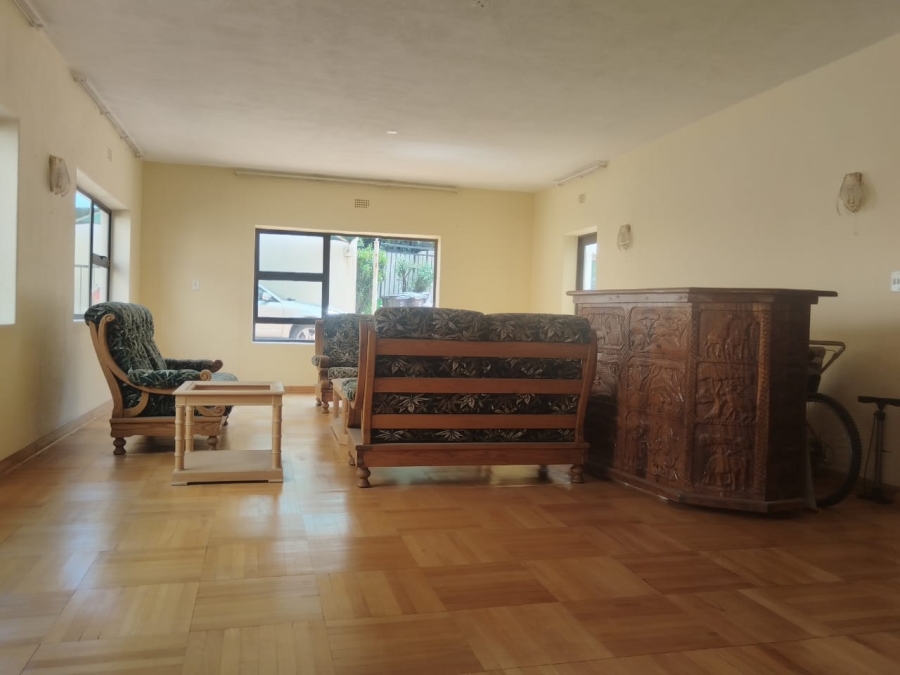 8 Bedroom Property for Sale in Bruma Gauteng