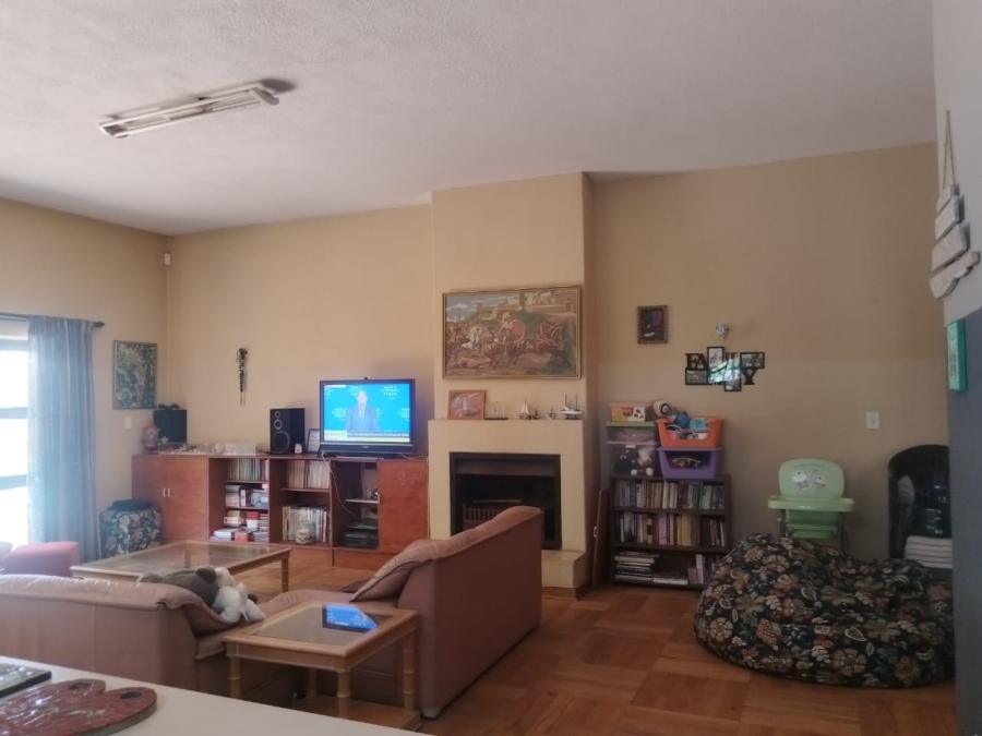 8 Bedroom Property for Sale in Bruma Gauteng