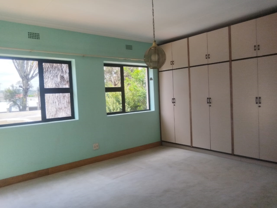 8 Bedroom Property for Sale in Bruma Gauteng
