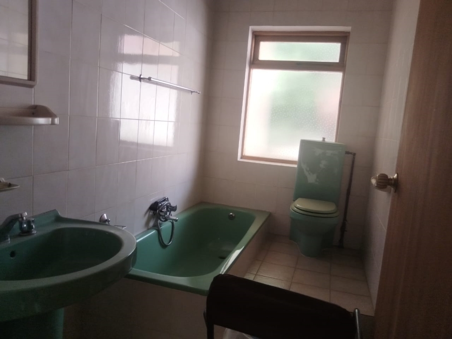 8 Bedroom Property for Sale in Bruma Gauteng