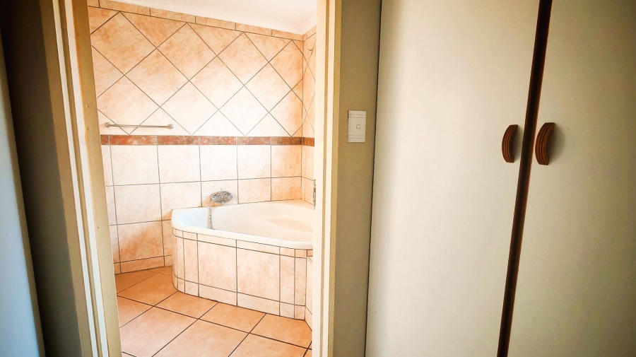 3 Bedroom Property for Sale in Henley on Klip Gauteng