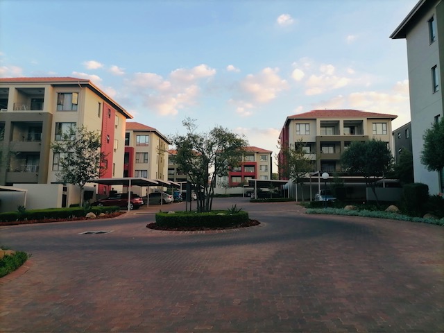 To Let 2 Bedroom Property for Rent in Lonehill Gauteng