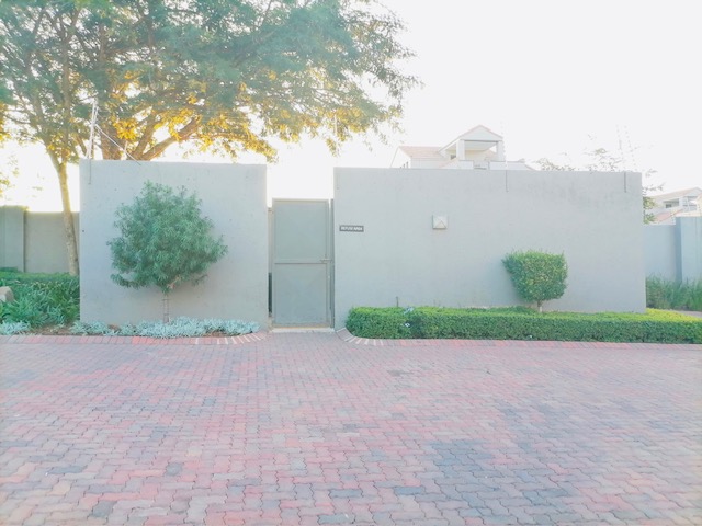 To Let 2 Bedroom Property for Rent in Lonehill Gauteng