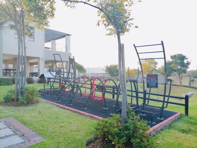 To Let 2 Bedroom Property for Rent in Lonehill Gauteng