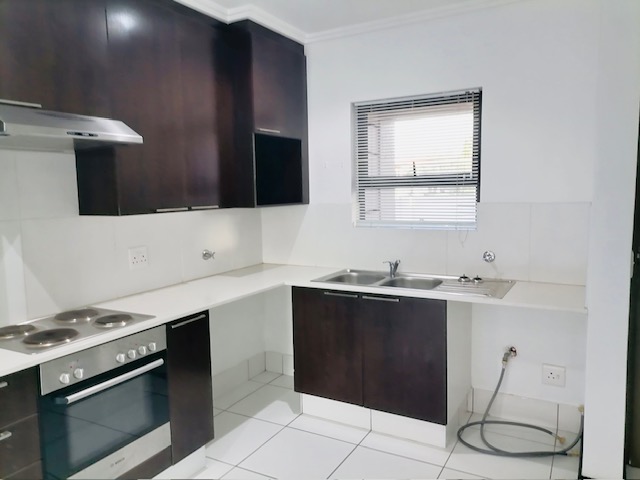 To Let 2 Bedroom Property for Rent in Lonehill Gauteng