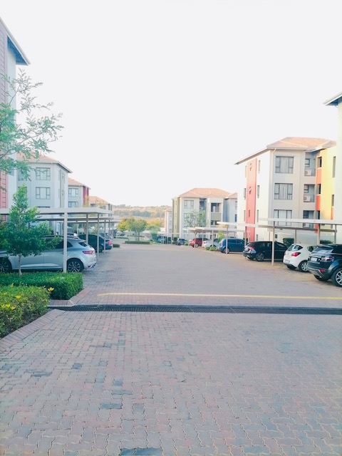 To Let 2 Bedroom Property for Rent in Lonehill Gauteng