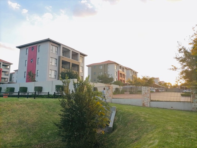 To Let 2 Bedroom Property for Rent in Lonehill Gauteng