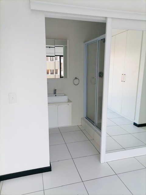 To Let 2 Bedroom Property for Rent in Lonehill Gauteng