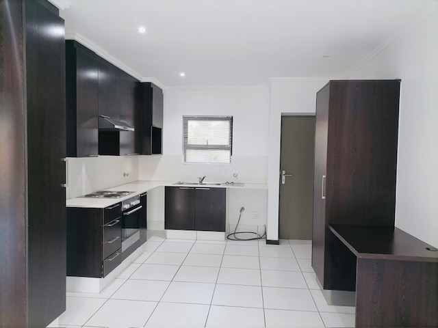 To Let 2 Bedroom Property for Rent in Lonehill Gauteng