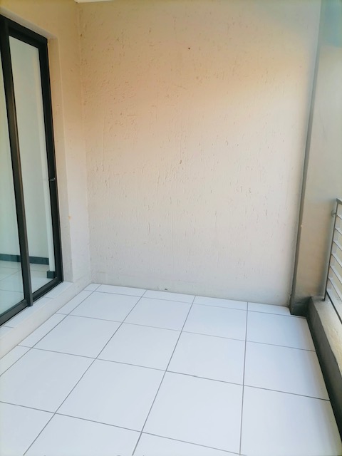 To Let 2 Bedroom Property for Rent in Lonehill Gauteng