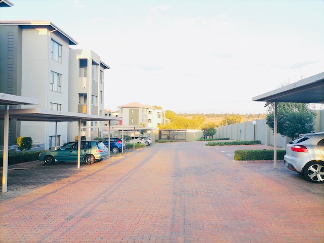 To Let 2 Bedroom Property for Rent in Lonehill Gauteng