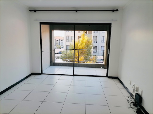 To Let 2 Bedroom Property for Rent in Lonehill Gauteng