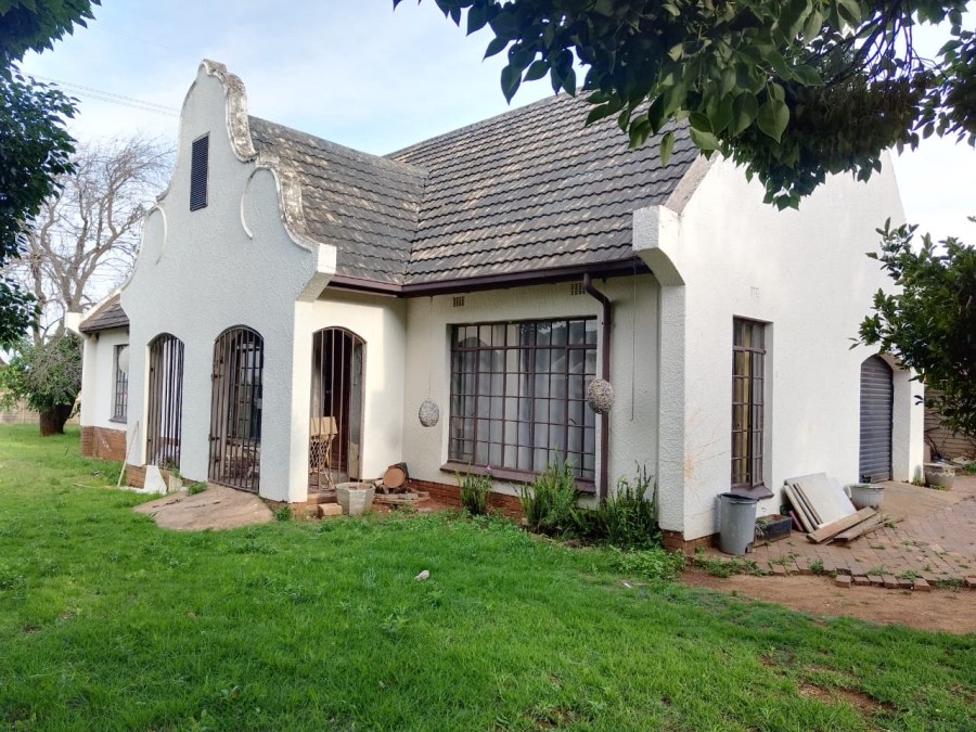 3 Bedroom Property for Sale in Birch Acres Gauteng