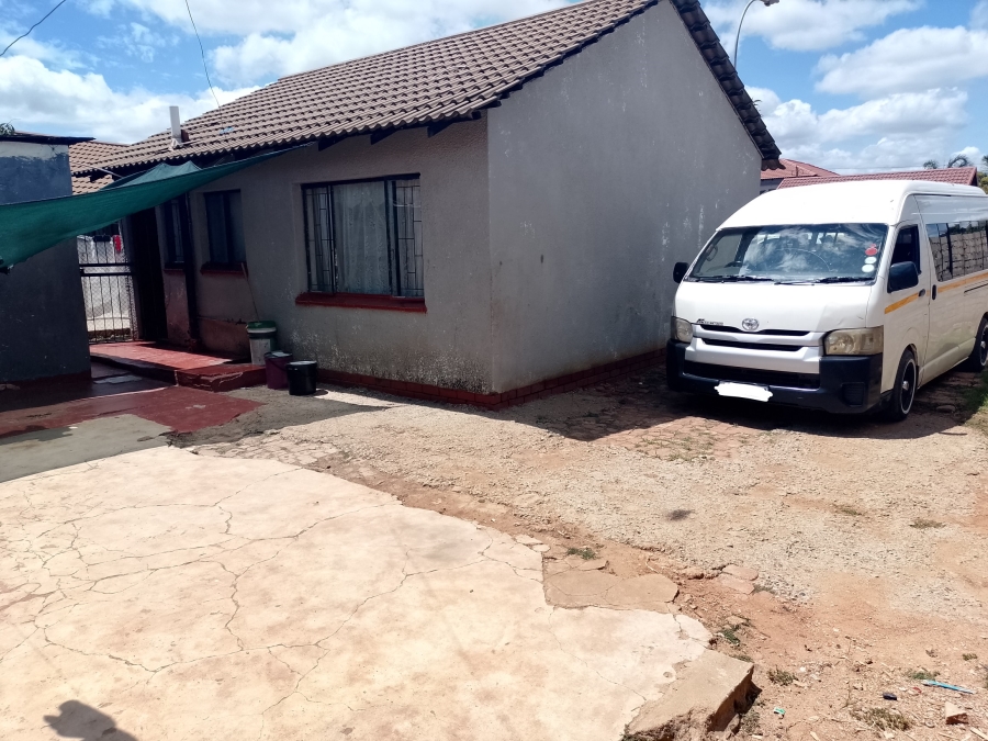 2 Bedroom Property for Sale in Mamelodi East Gauteng