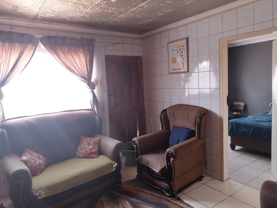 2 Bedroom Property for Sale in Mamelodi East Gauteng