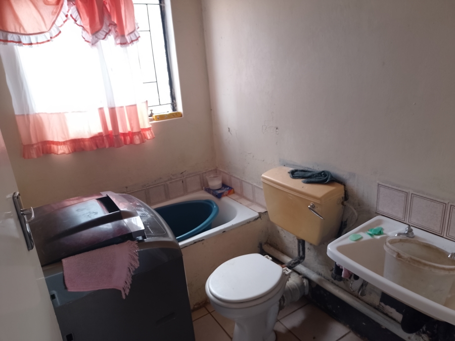 2 Bedroom Property for Sale in Mamelodi East Gauteng