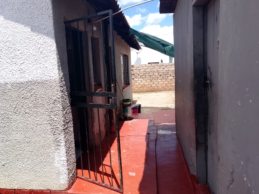 2 Bedroom Property for Sale in Mamelodi East Gauteng