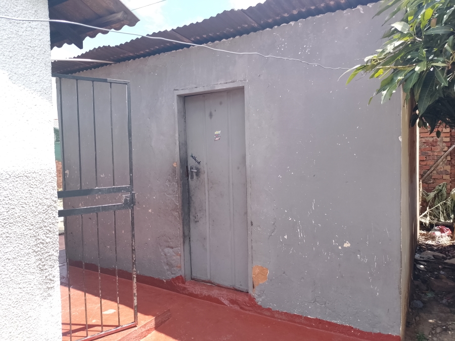 2 Bedroom Property for Sale in Mamelodi East Gauteng