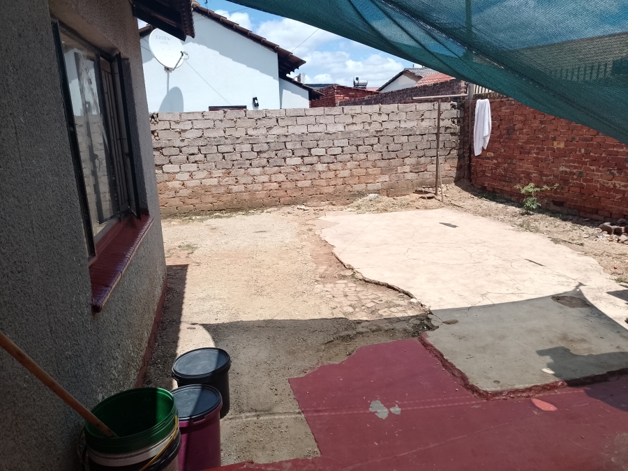 2 Bedroom Property for Sale in Mamelodi East Gauteng