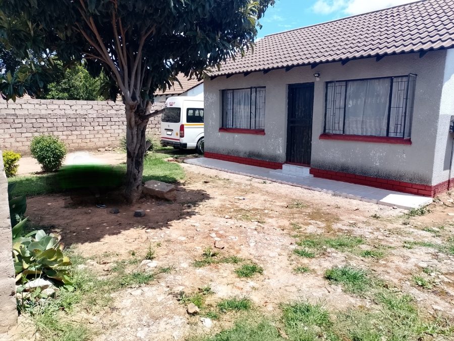 2 Bedroom Property for Sale in Mamelodi East Gauteng