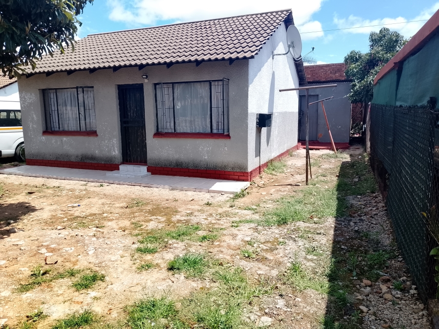 2 Bedroom Property for Sale in Mamelodi East Gauteng