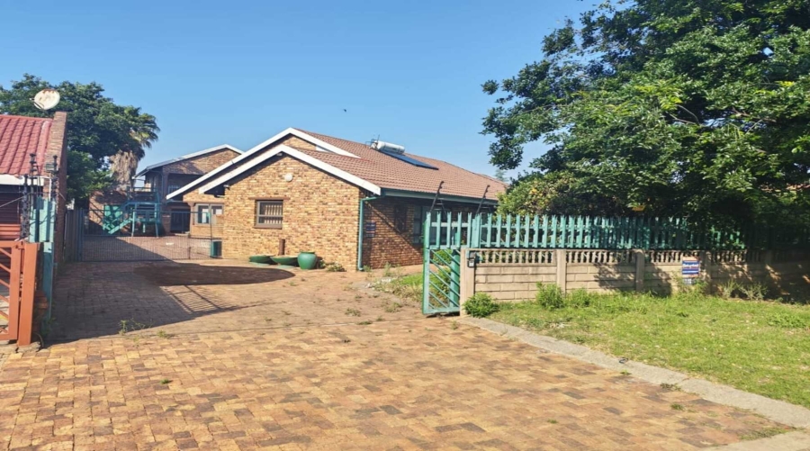 3 Bedroom Property for Sale in Duncanville Gauteng