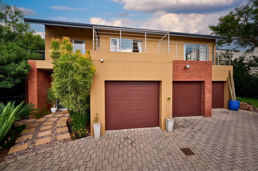 4 Bedroom Property for Sale in Waterfall Country Village Gauteng