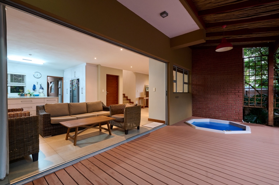 4 Bedroom Property for Sale in Waterfall Country Village Gauteng