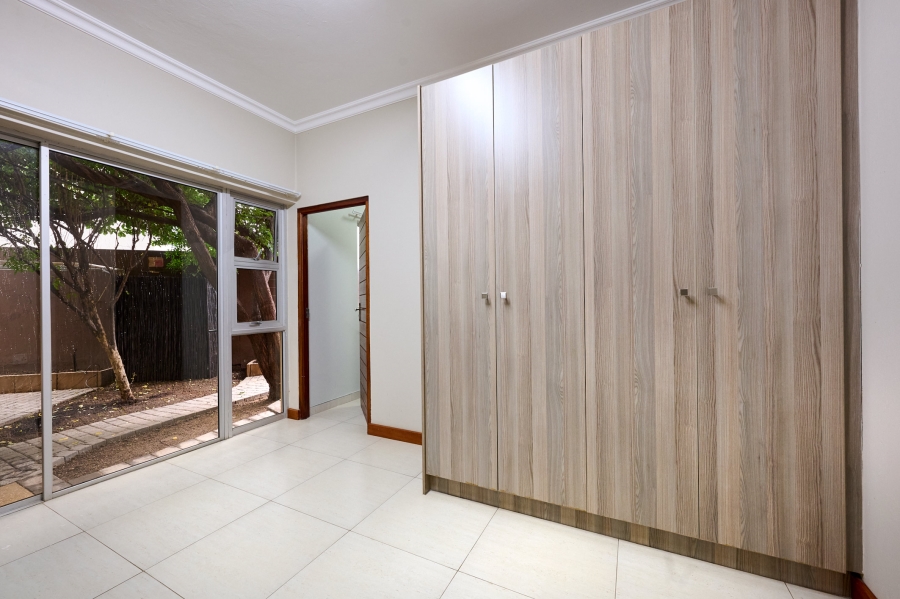 4 Bedroom Property for Sale in Waterfall Country Village Gauteng